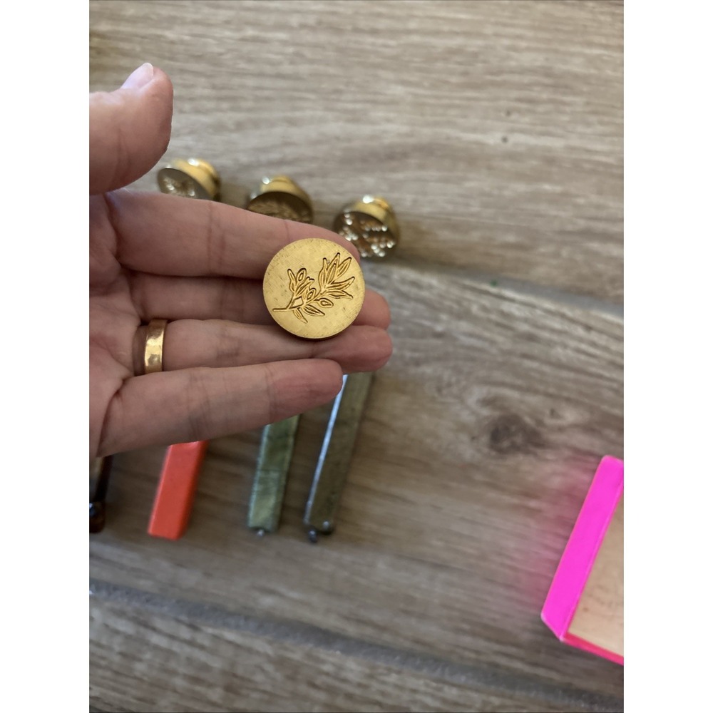 Brass wax seal stamp wooden handle six designs Flowers and leaves w/ Wax Candles - Picture 4 of 9